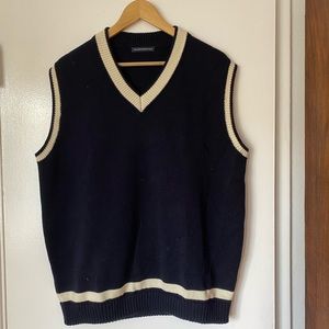 Brandy Melville Agnes Cotton Trimming Sweater Vest